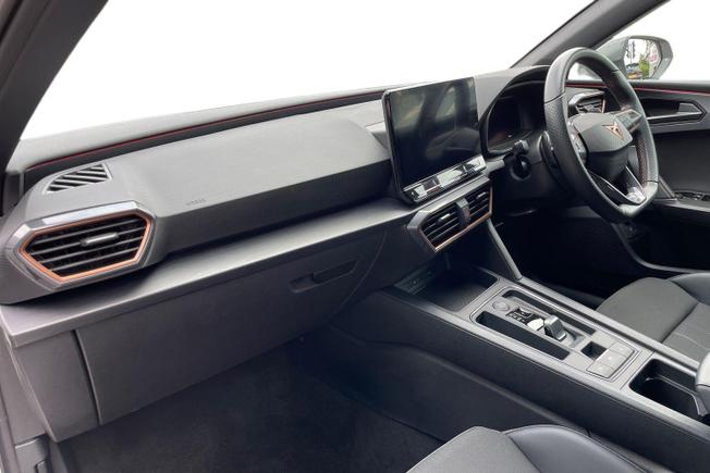 CUPRA Leon Photo 2