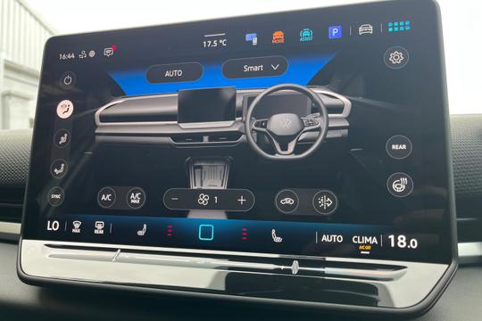 Volkswagen T-roc Photo autoimg-e329982c9a897510a8c08041e9dcefc60e97fd76.jpg