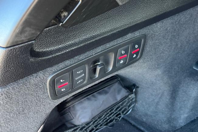 AUDI Q7 Photo 55