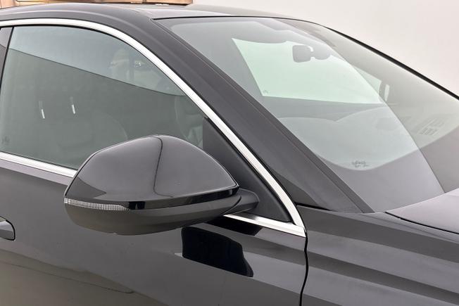 AUDI Q8 Photo 20