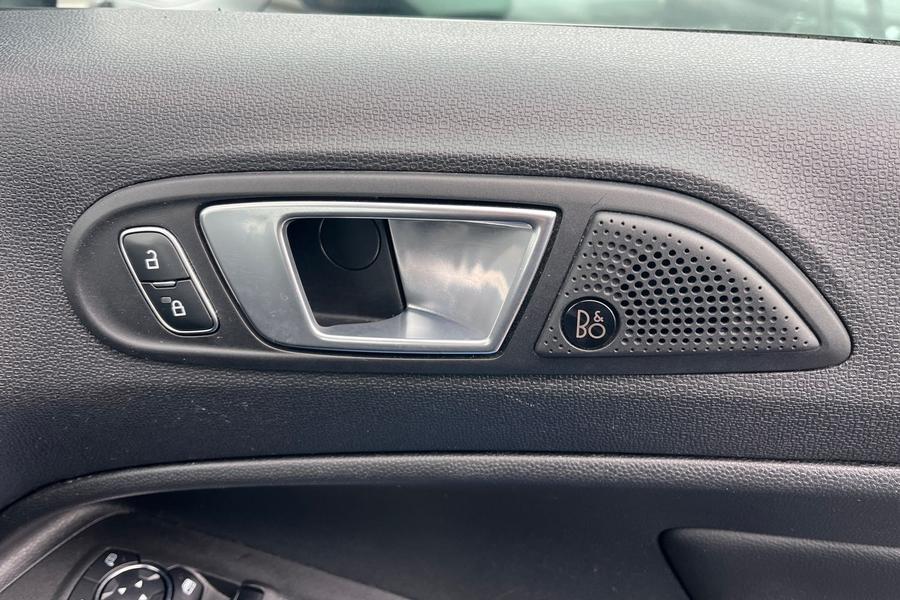 Ford EcoSport Photo autoimg-e336afb15c2dc7bcf12b265e106f2e4449ac56ba.jpg