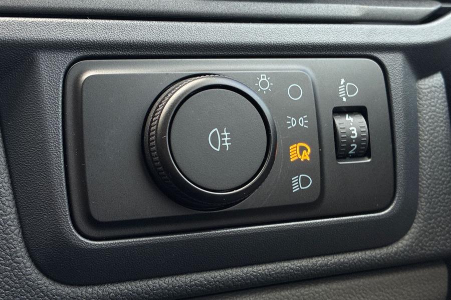 Ford TRANSIT CUSTOM Photo autoimg-e33937f050711173d7290ff99a3a1ec82260f4bd.jpg