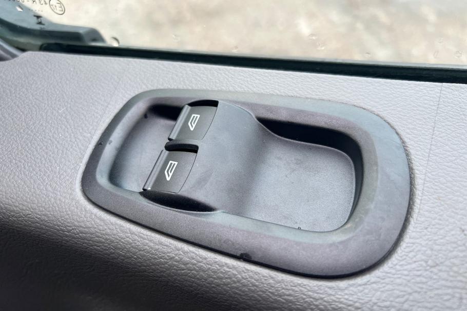 Used Ford TRANSIT WO25UCV 38