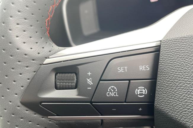 SEAT Leon Photo 16