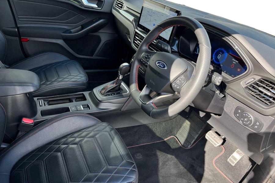 Ford Focus Photo autoimg-e33af35b4b178826c56932f51863f7feffdaf8a6.jpg