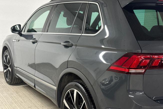 VOLKSWAGEN Tiguan Photo 35