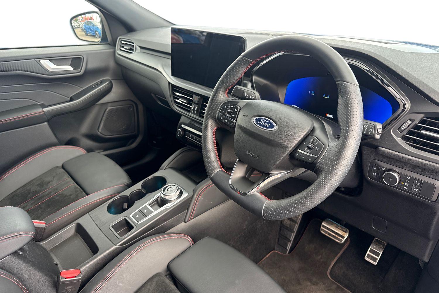 Ford KUGA Photo 8