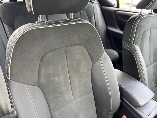 VOLVO Xc40 Photo 48