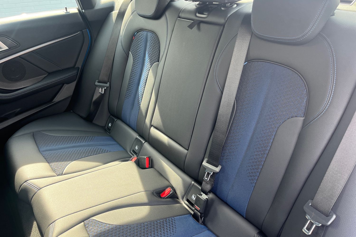 BMW 2 SERIES Photo 19