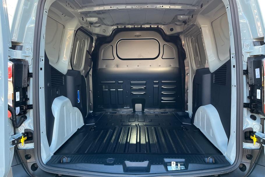 Used Ford E-Transit Courier YB75UWG 6