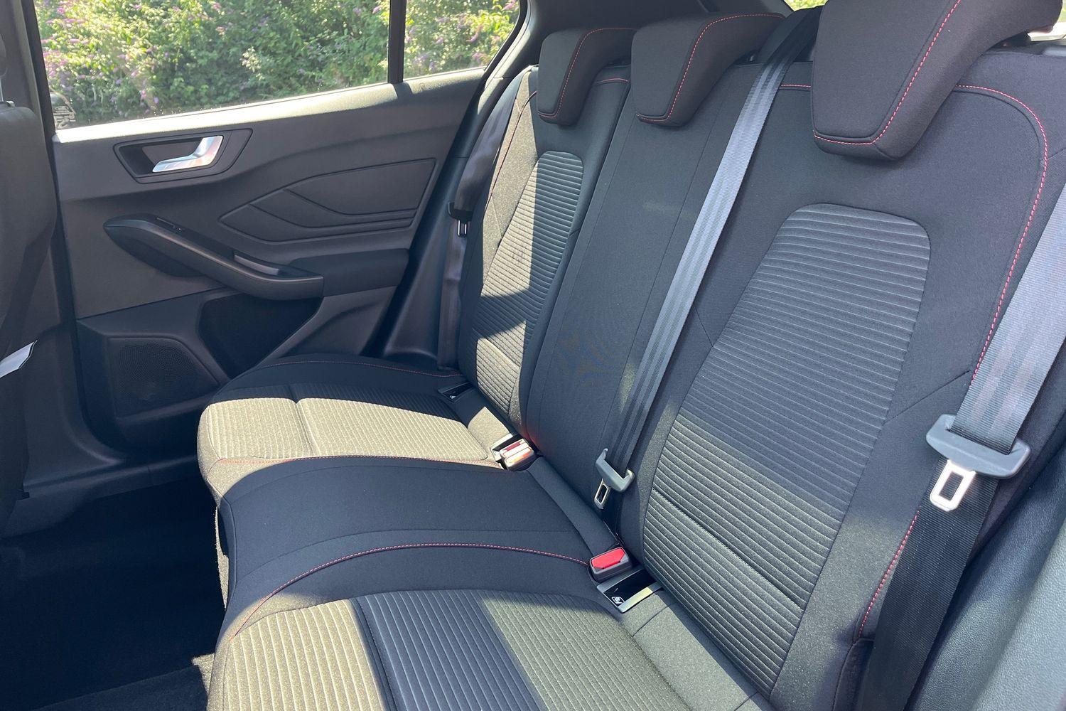 Ford FOCUS Photo 36