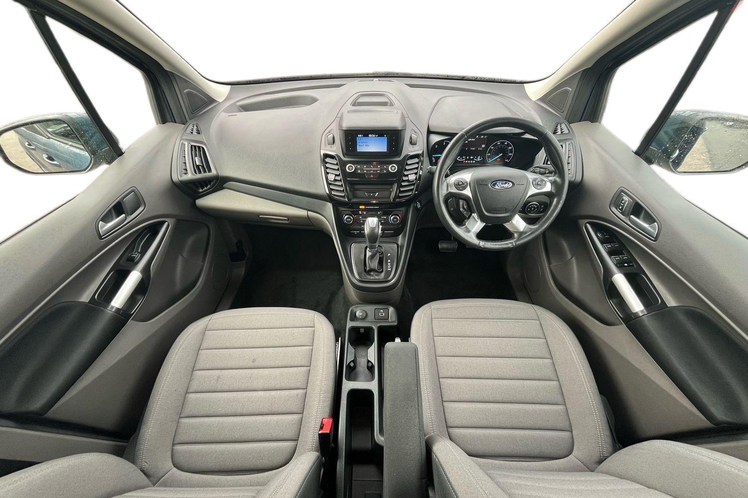 Ford TOURNEO CONNECT Photo 9