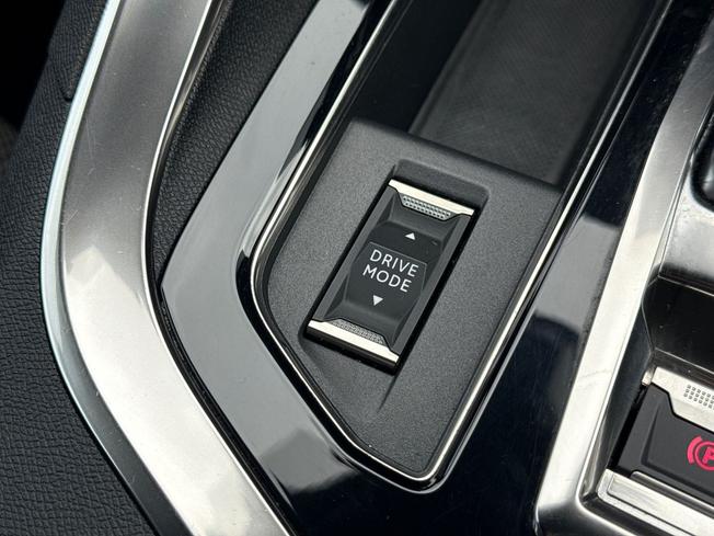 PEUGEOT 5008 Photo 54