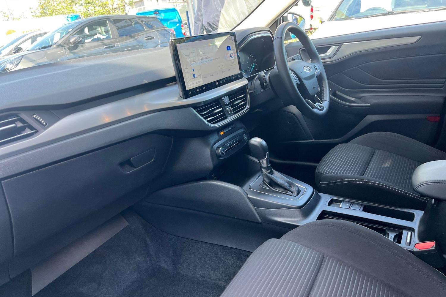 Ford Focus Photo 17