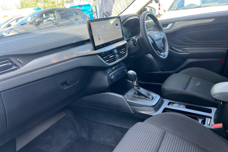Ford Focus Photo autoimg-e354d3baa2d26beb56706e366120ceac7b771519.jpg