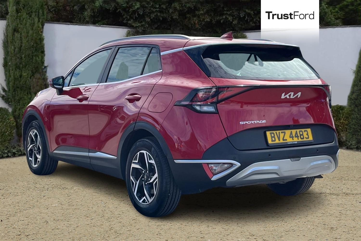 Kia SPORTAGE Photo 1