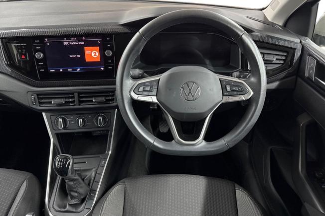 VOLKSWAGEN Polo Photo 11