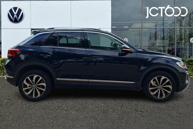 VOLKSWAGEN T-Roc Photo 4