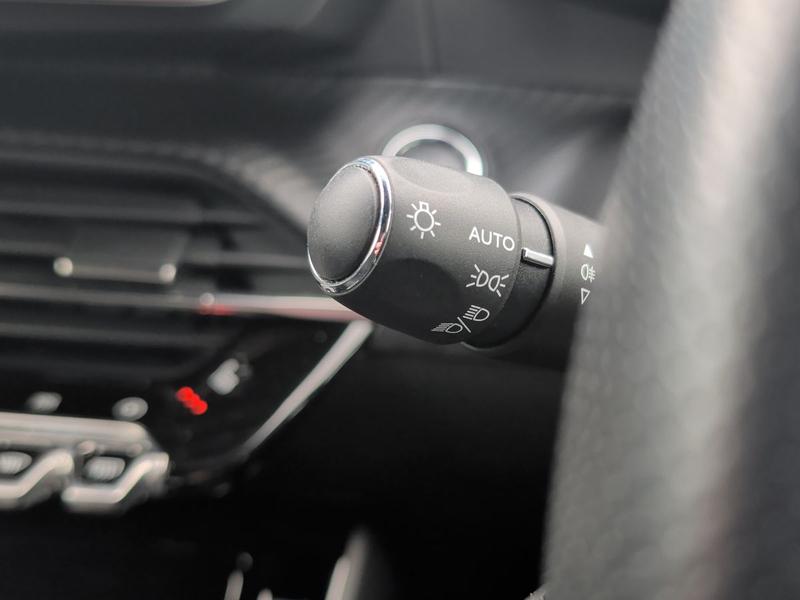 Used Peugeot E-208 SN22ADF 23