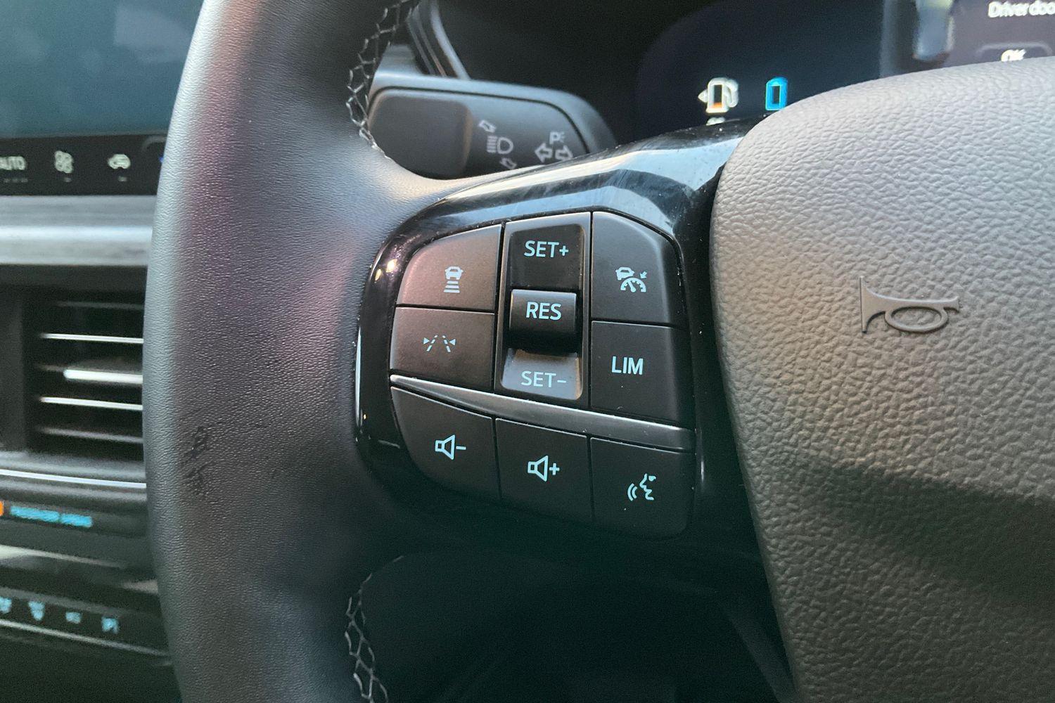 Ford KUGA Photo 30
