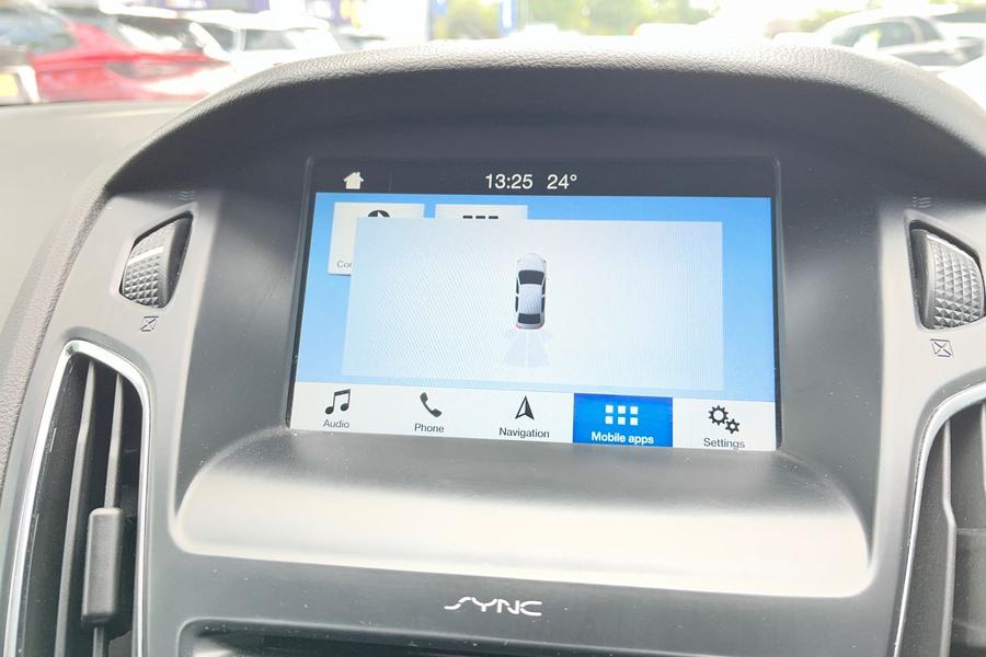 Ford FOCUS Photo autoimg-e35a5abd6f6002c8beb9355b703cef3c0fd60603.jpg