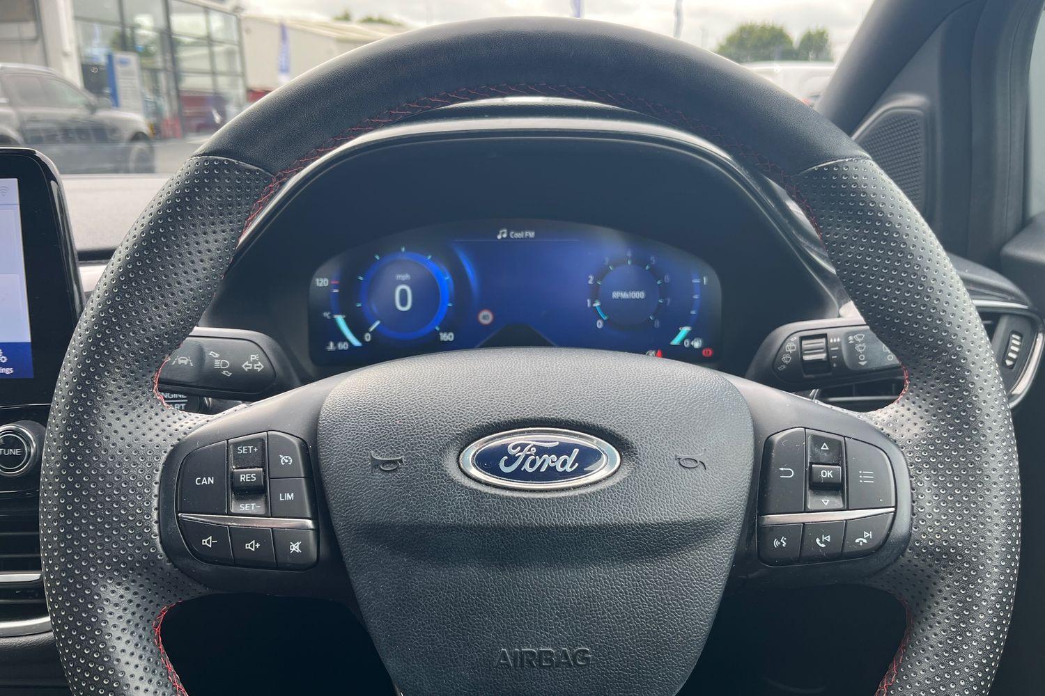 Ford PUMA Photo 11