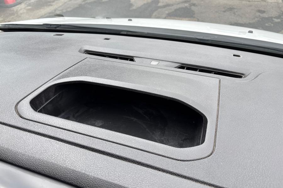 Peugeot EXPERT Photo autoimg-e35c3b1bc221e4fed34707e6ce12c95efd633689.jpg