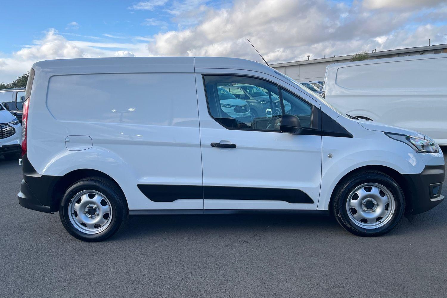 Ford TRANSIT CONNECT Photo 30