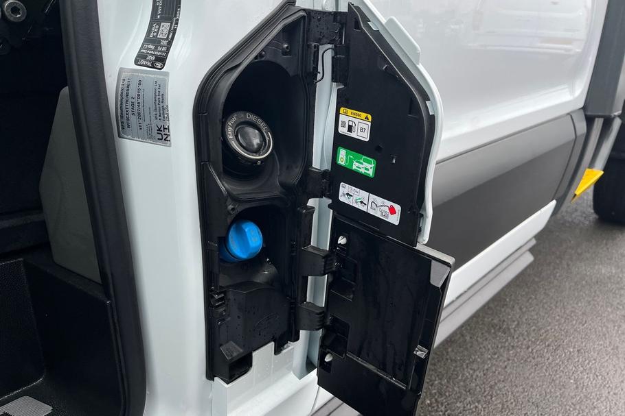 Used FORD TRANSIT YP75KHE 38