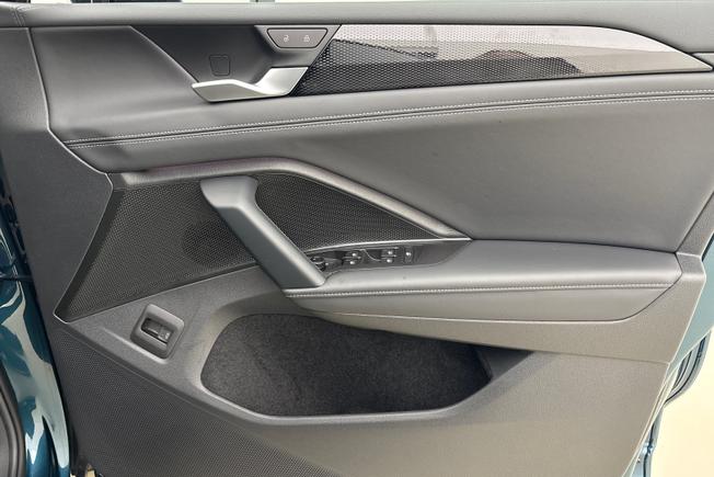 VOLKSWAGEN Tiguan Photo 25