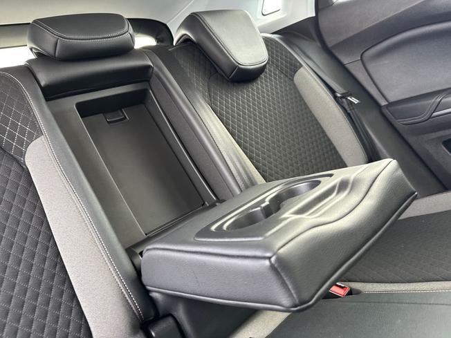 VAUXHALL Grandland X Photo 25
