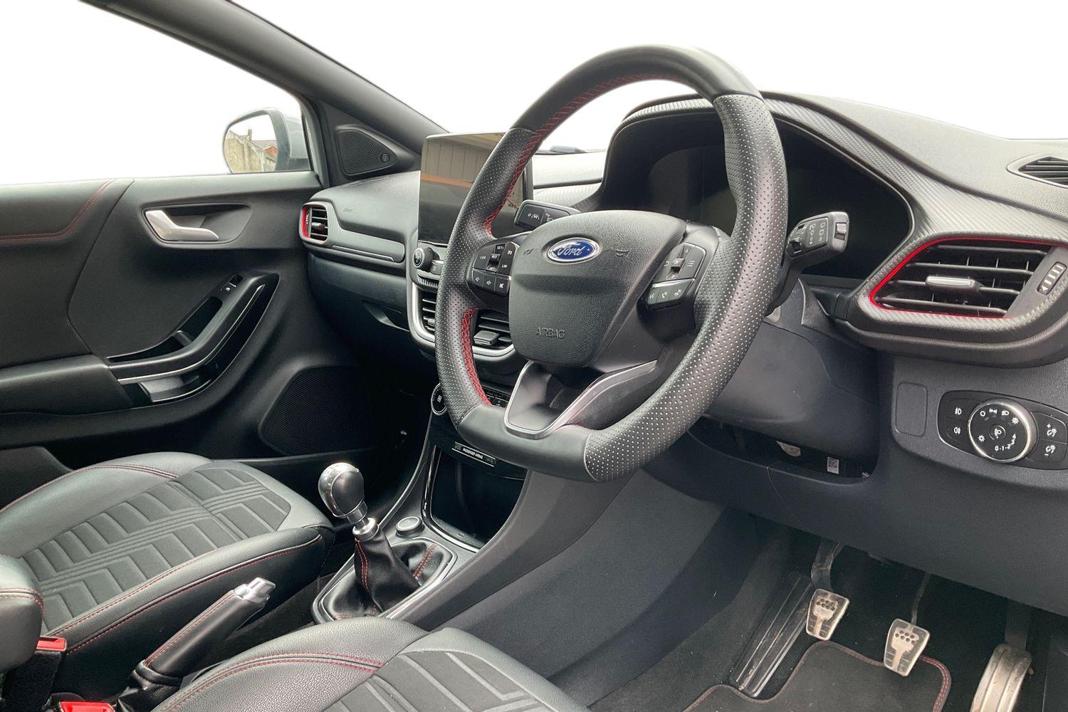 Ford PUMA Photo 8