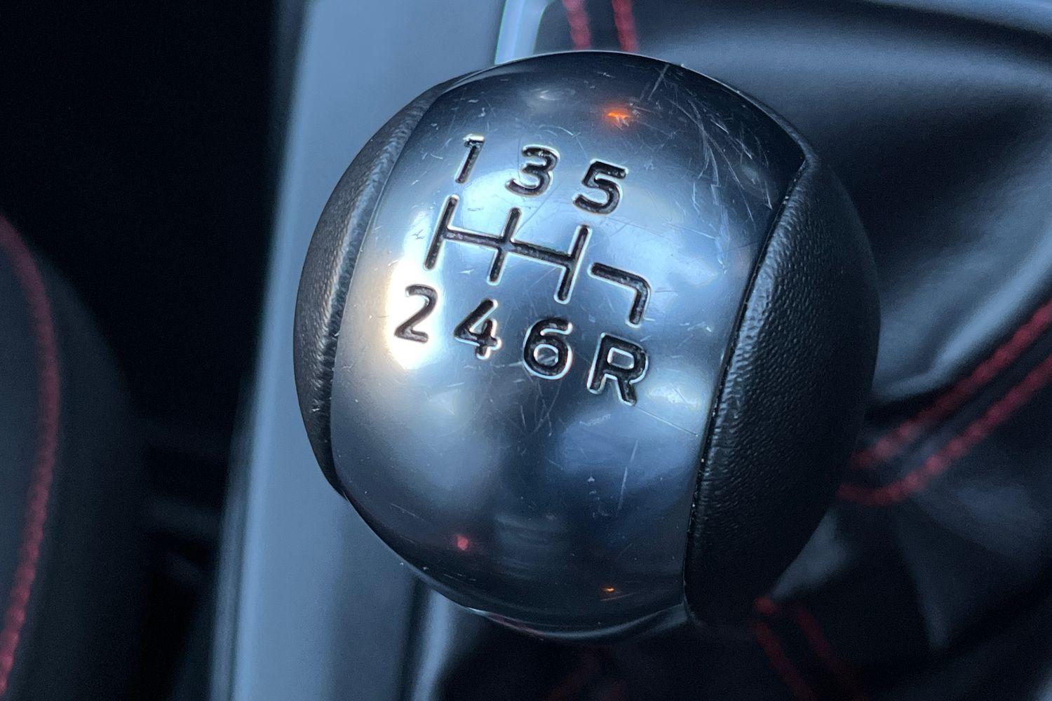 Ford FOCUS Photo 34