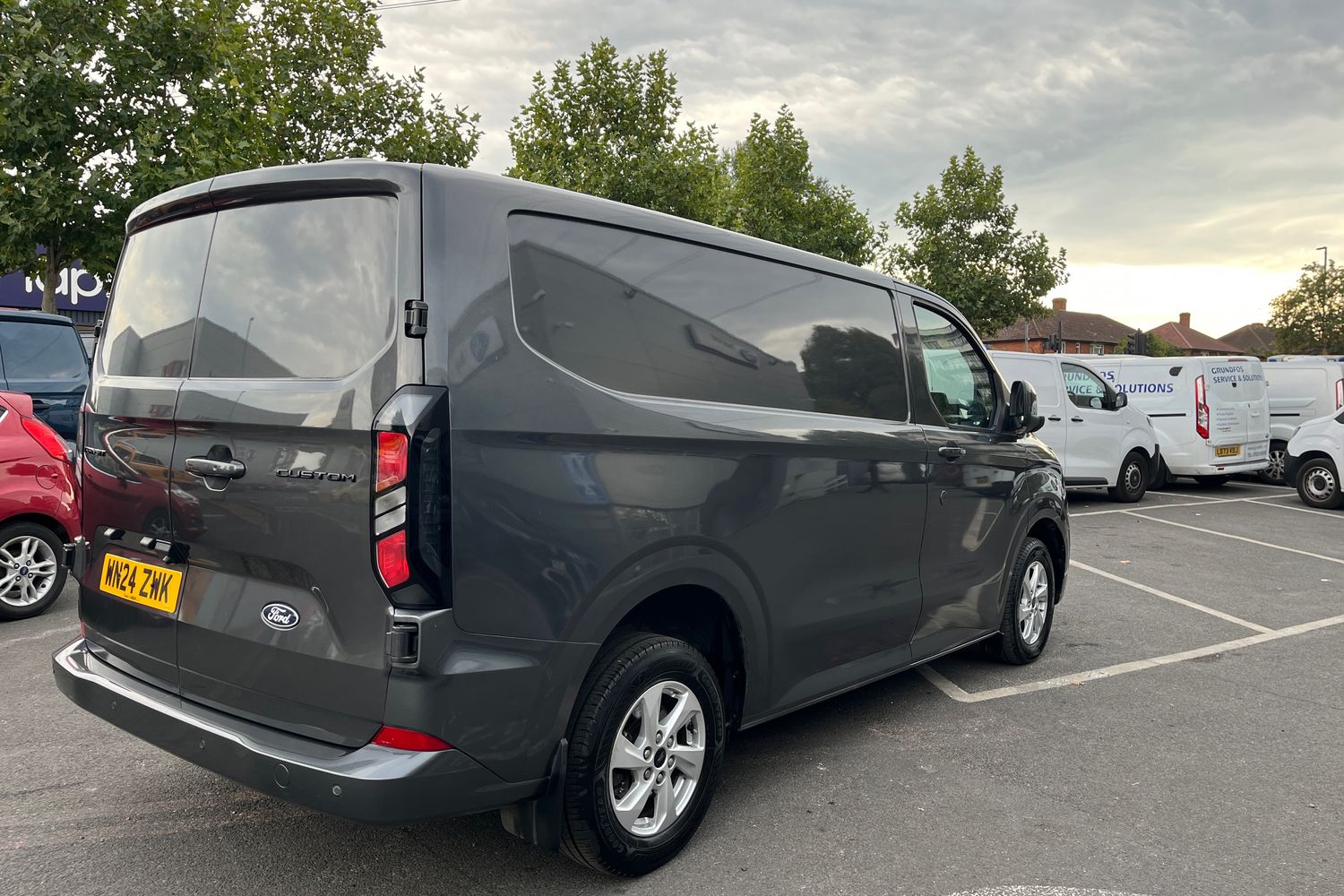 Ford TRANSIT CUSTOM Photo 6