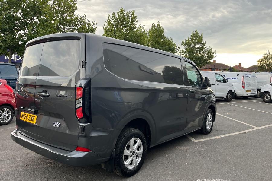 Ford TRANSIT CUSTOM Photo autoimg-e371175762cf2bbfc333322ba89803dfa189adac.jpg