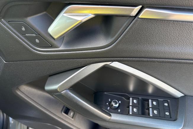 Audi Q3 Photo 37