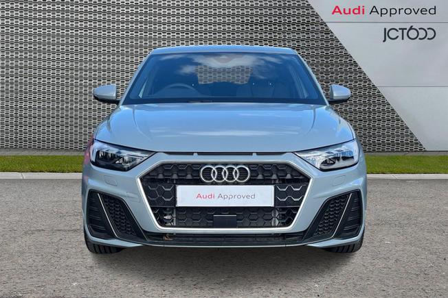 AUDI A1 Photo 8