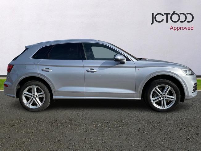 Audi Q5 Photo 4