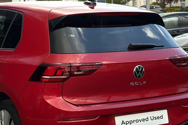 VOLKSWAGEN Golf Photo 50