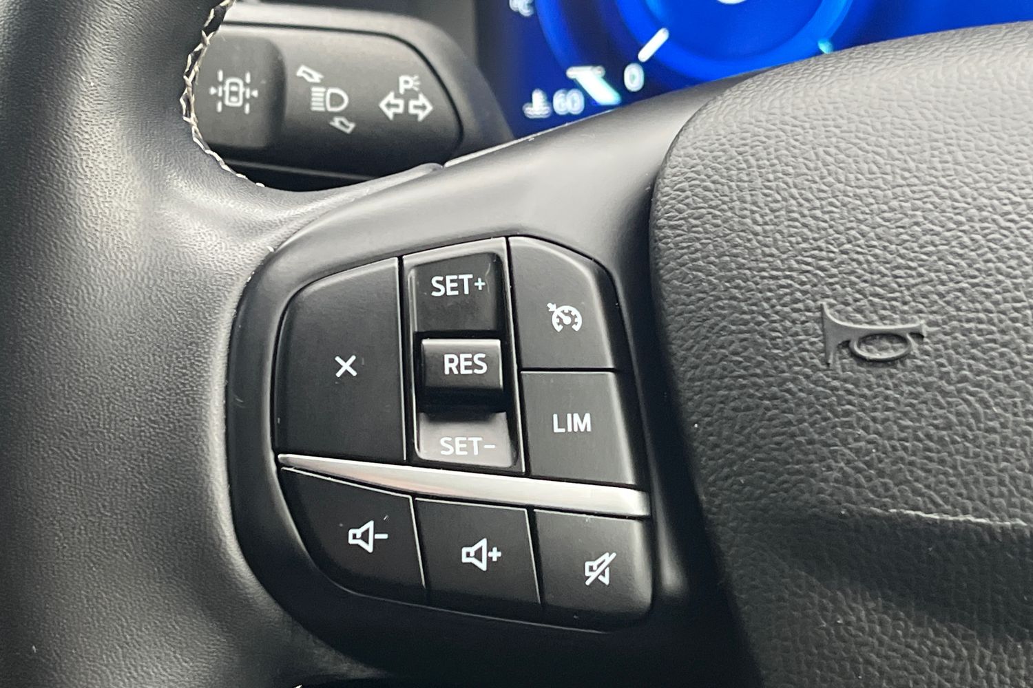 Ford KUGA Photo 30