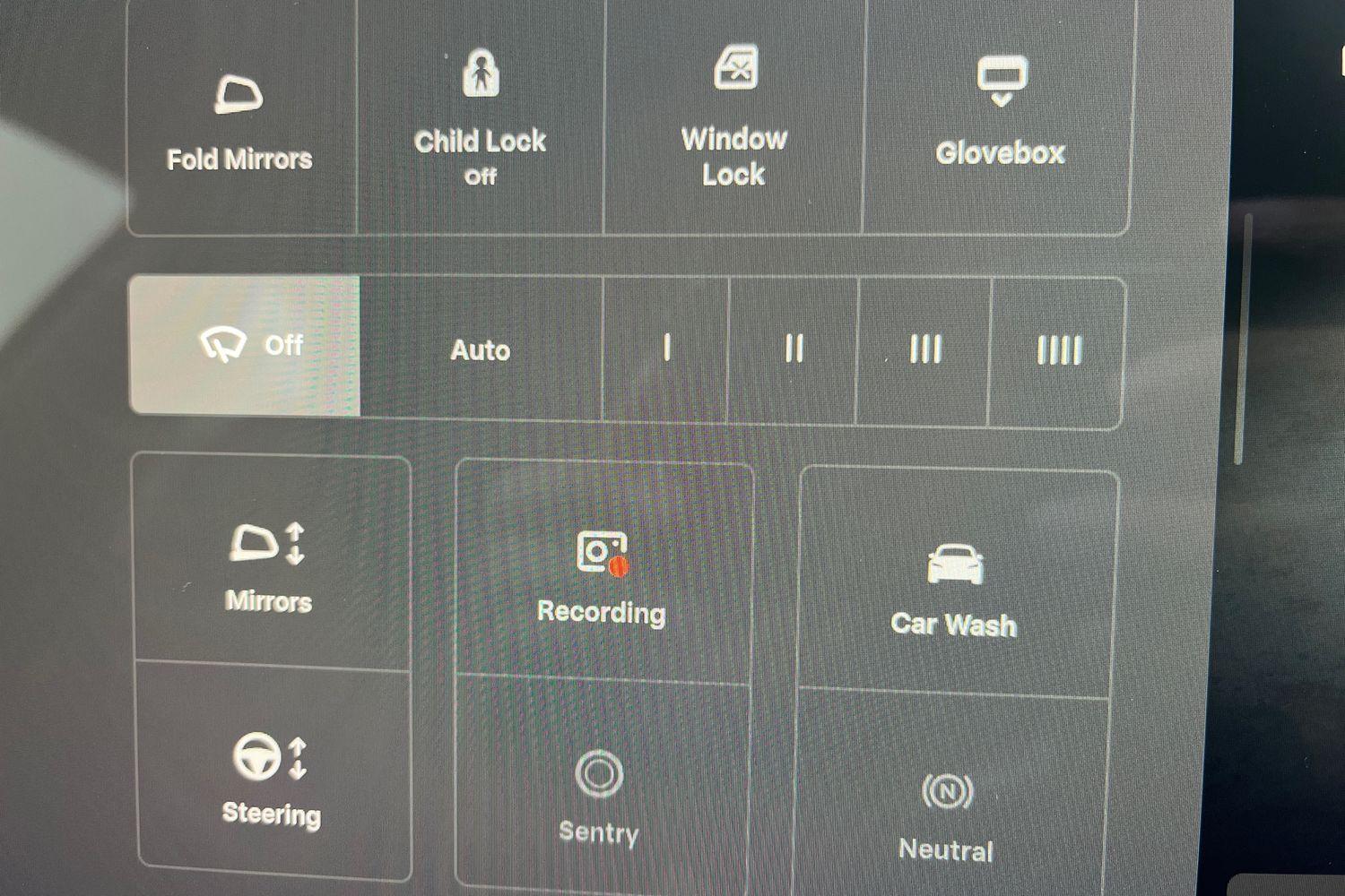 TESLA MODEL 3 Photo 13