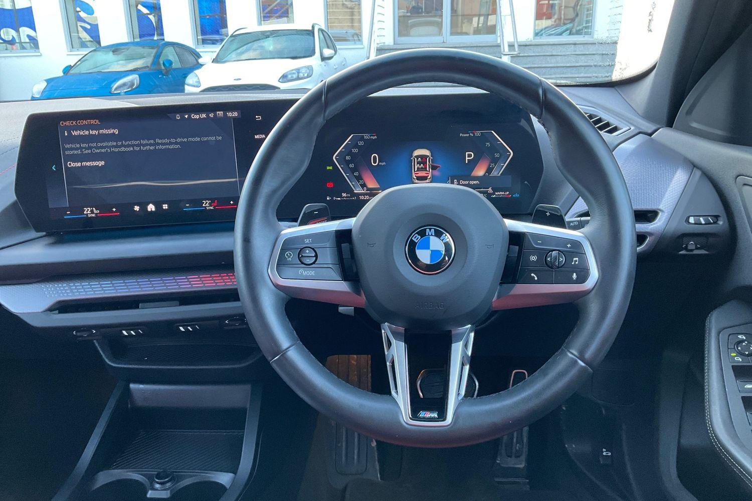 BMW 1 SERIES Photo 11