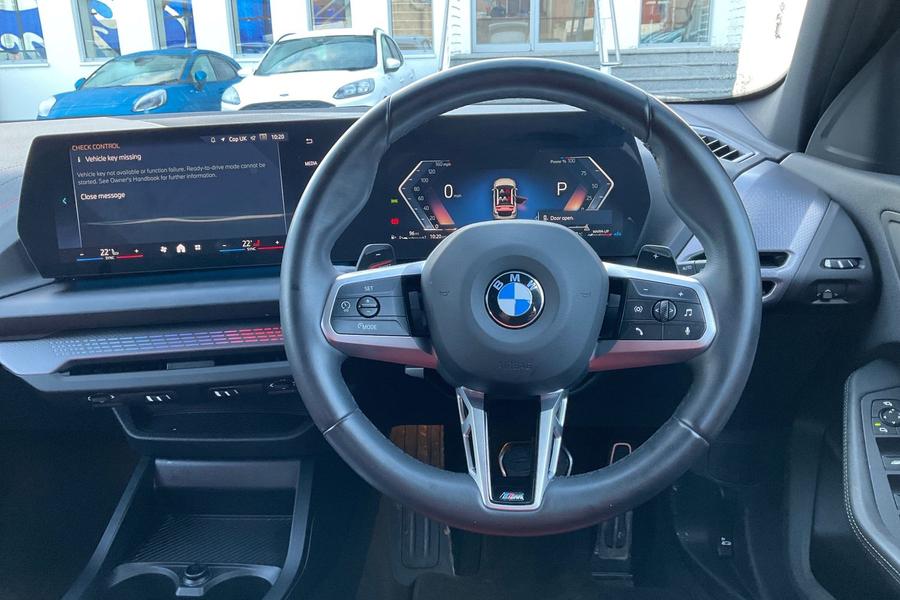 BMW 1 SERIES Photo autoimg-e37e419616f5356795e443cbda5f25f70888cb28.jpg