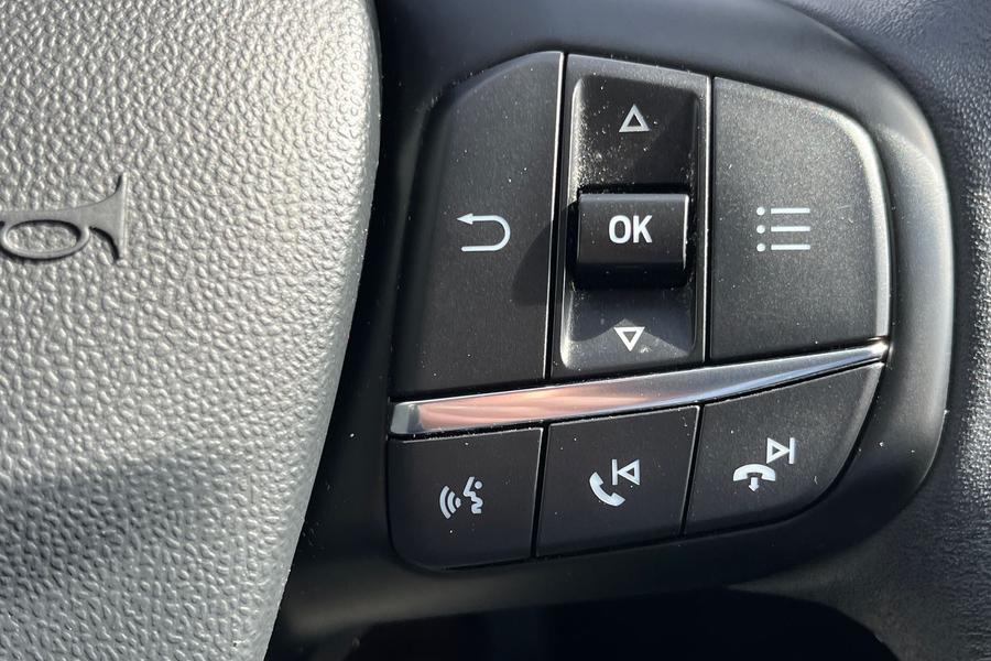 Ford FIESTA Photo autoimg-e380324c968f615c6dfcf3af25129220c13f19fd.jpg