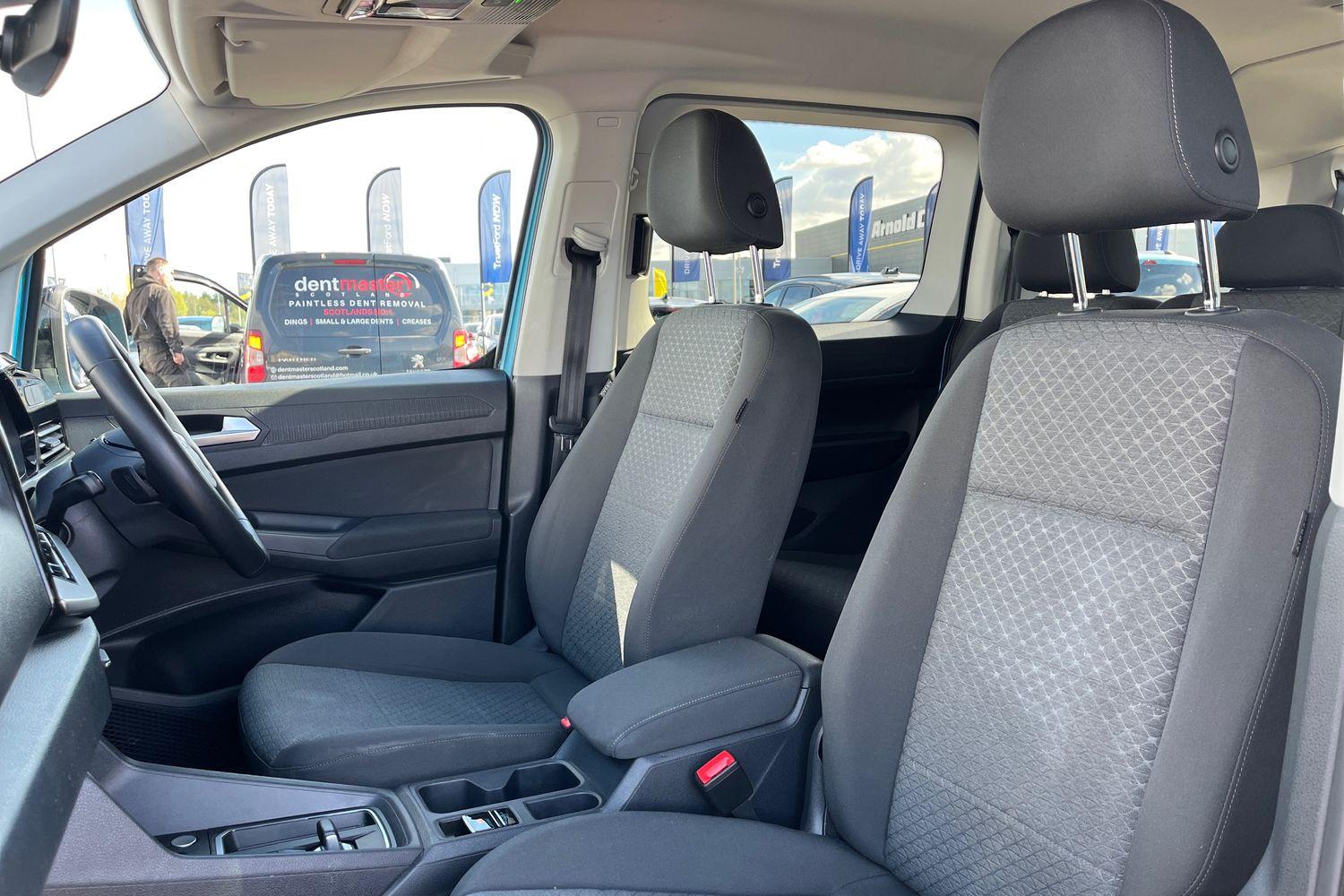 Ford Grand Tourneo Connect Photo 18