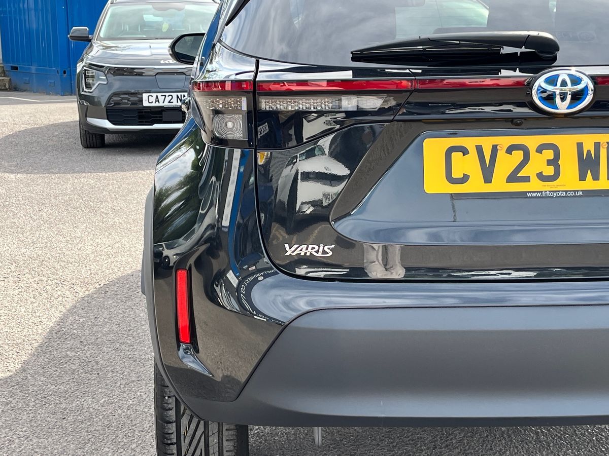 Toyota Yaris Cross Photo 17