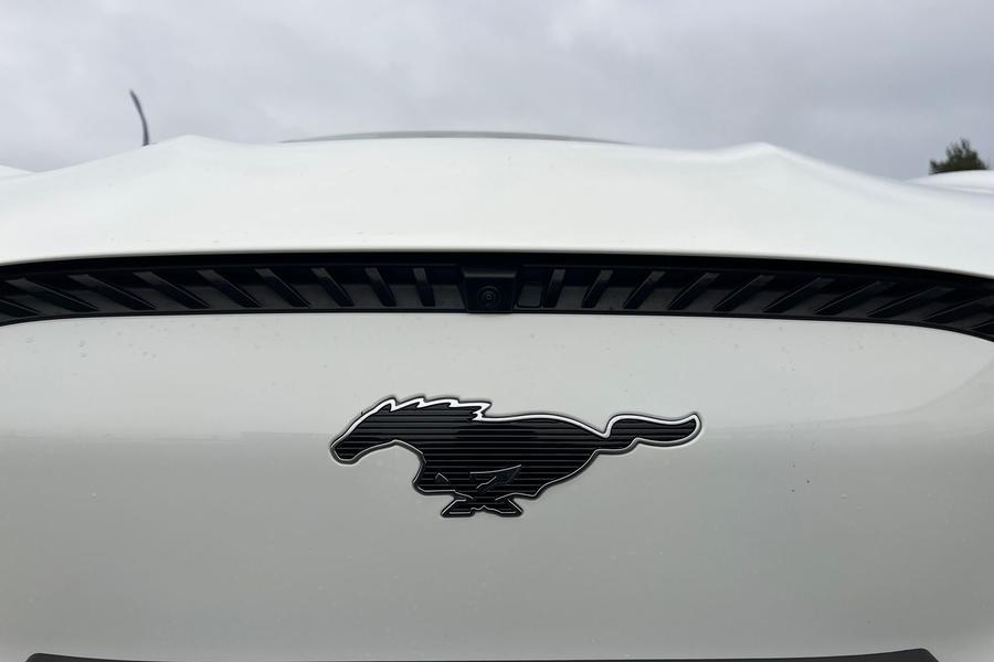 Ford Mustang Mach-E Photo autoimg-e38635804c0e347752a43dd2b33983caf7efd2fc.jpg
