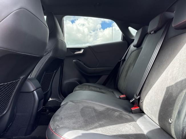 FORD Puma Photo 44