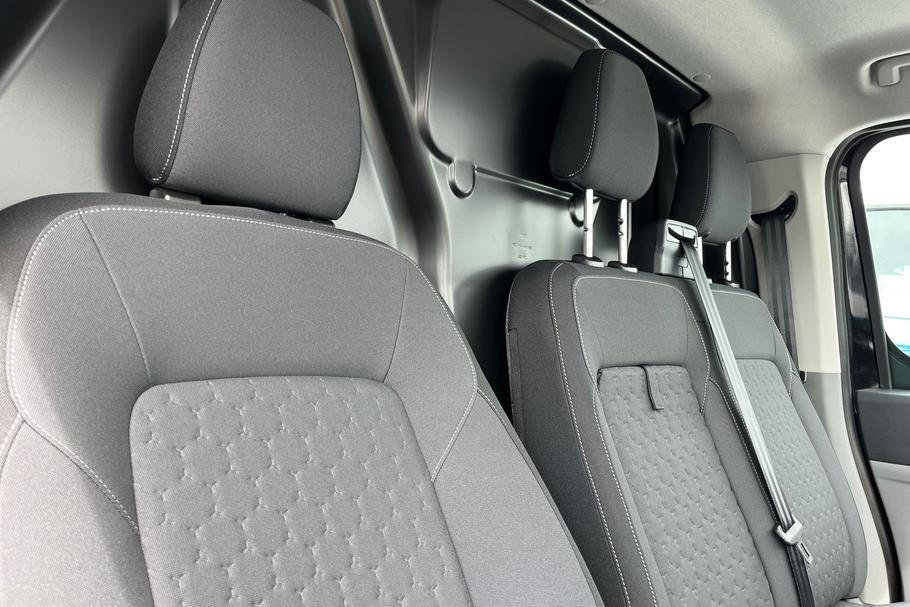 Used Ford TRANSIT CUSTOM KMZ9872 15