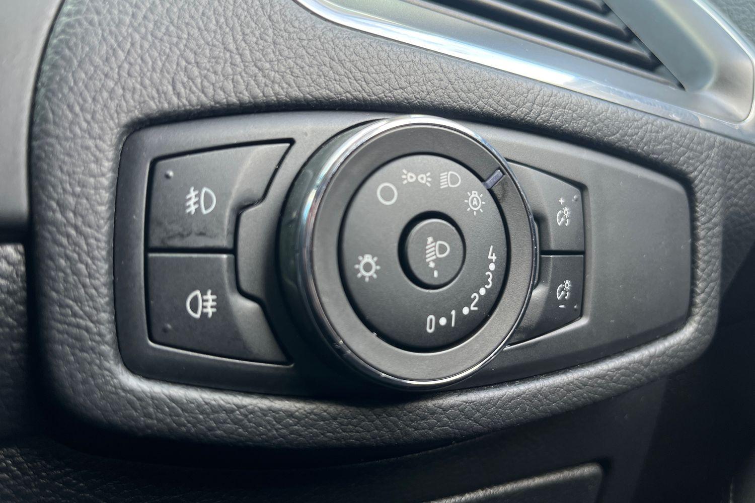 Ford GALAXY Photo 23